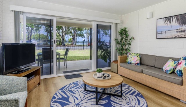 Waterfront Views From Ground Floor