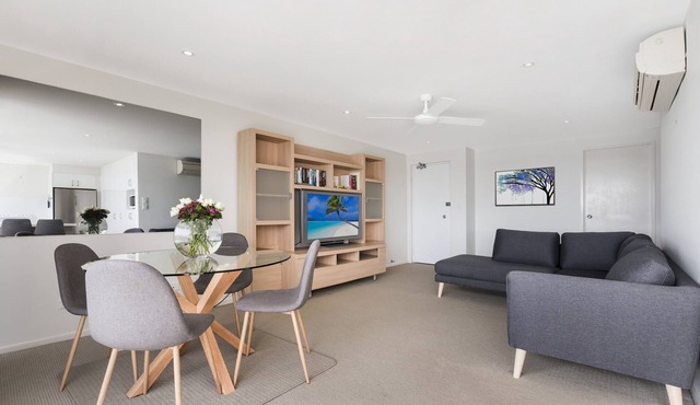 Wharf Lodge in Maroochydore