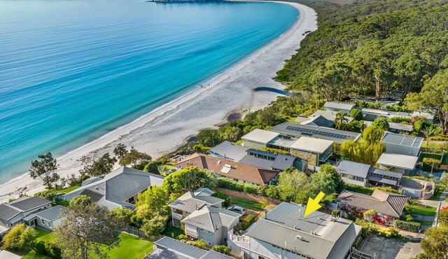 White Sands Retreat, Hyams Beach