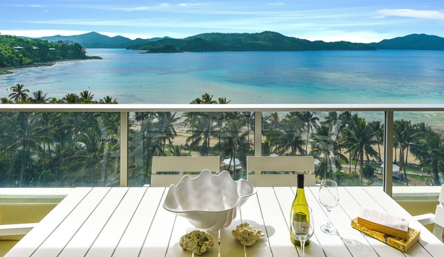 Whitsunday Apartment West 802 in Hamilton Island