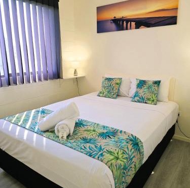 Whitsunday Waterfront Apartments in Airlie Beach