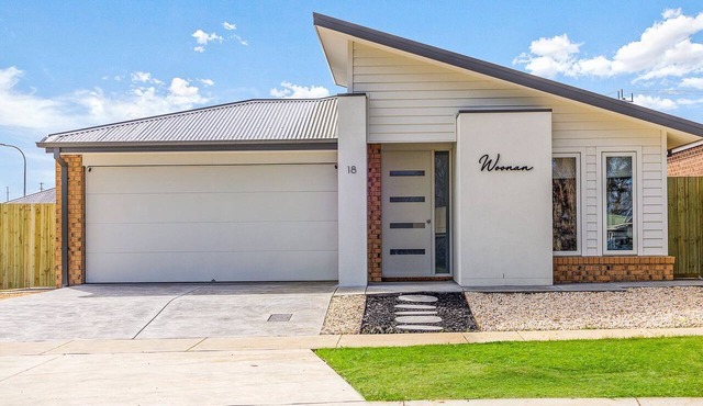 Woonan - Modern and designed with families in mind in Warrnambool