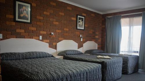 Yambil Inn in Griffith