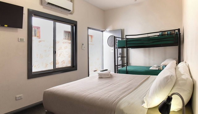 YHA Fremantle Prison
