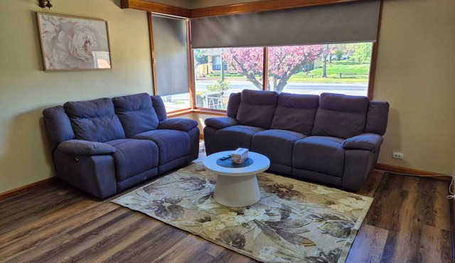 Your Cozy Home Away from Home