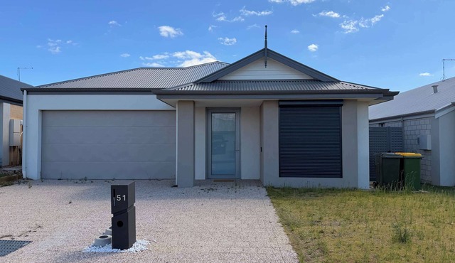 Your Mandurah Getaway with a bathroom in each room!