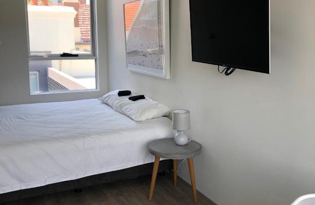 Bondi Beach Studio Penthouse Suite + Balcony