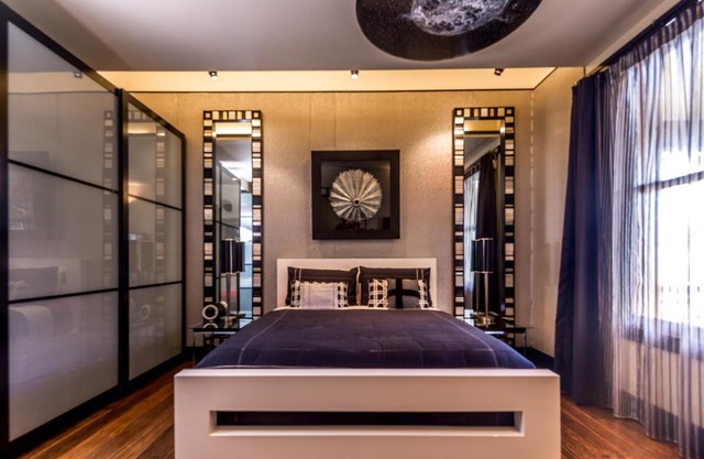 Corinda Contemporary 
