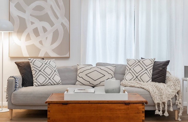 Lago at Lizzie, Peaceful Coastal Getaway