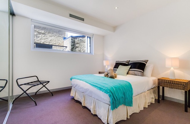 Nautilus 2 - Modern beachfront townhouse, opposite beach, water views in Safety Beach