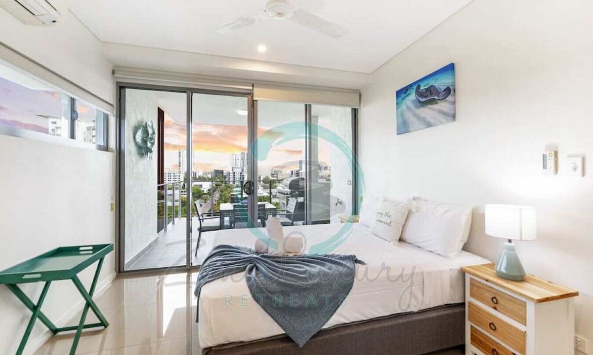 Darwin City Centre Condo | ZEN At ARRAY - 2 Bedroom Retreat in CBD