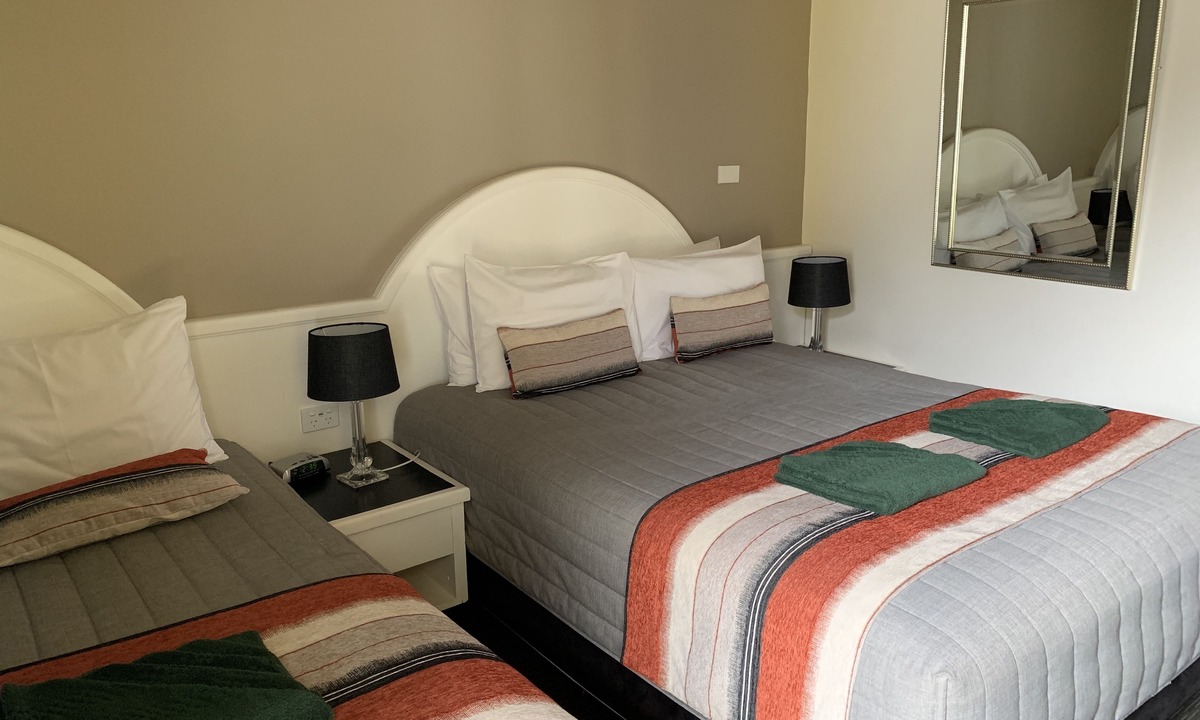 Laurieton Hotel | Mariner Motel