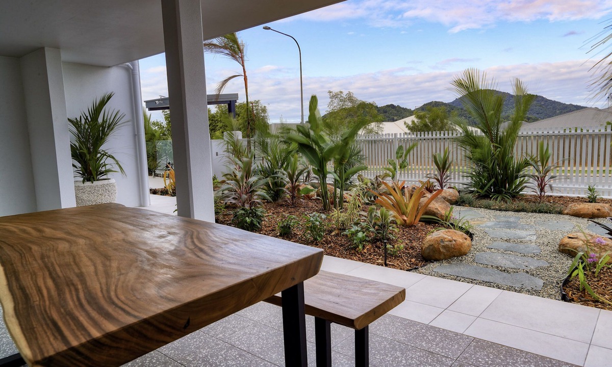 Redlynch Apartment | Valle Vista Luxury Apartments
