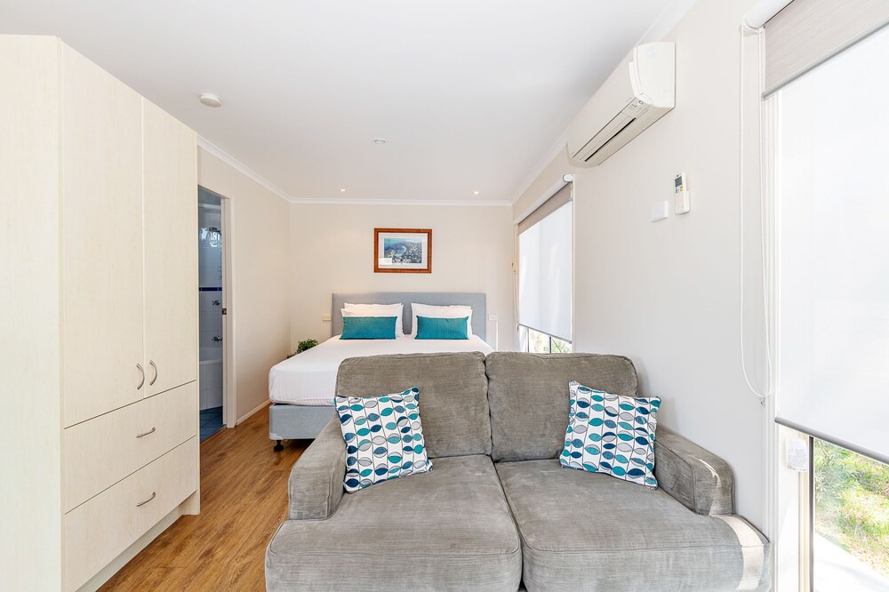 Culburra Beach Cabin | Holiday Haven Culburra Beach