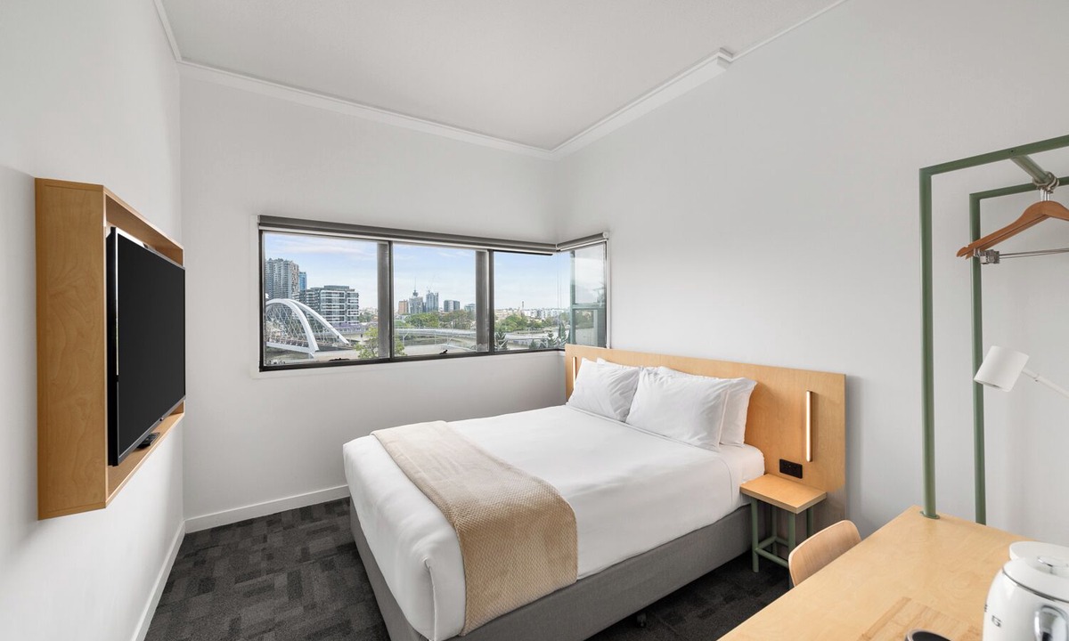 Brisbane Central Business District Hostel | YHA Brisbane City