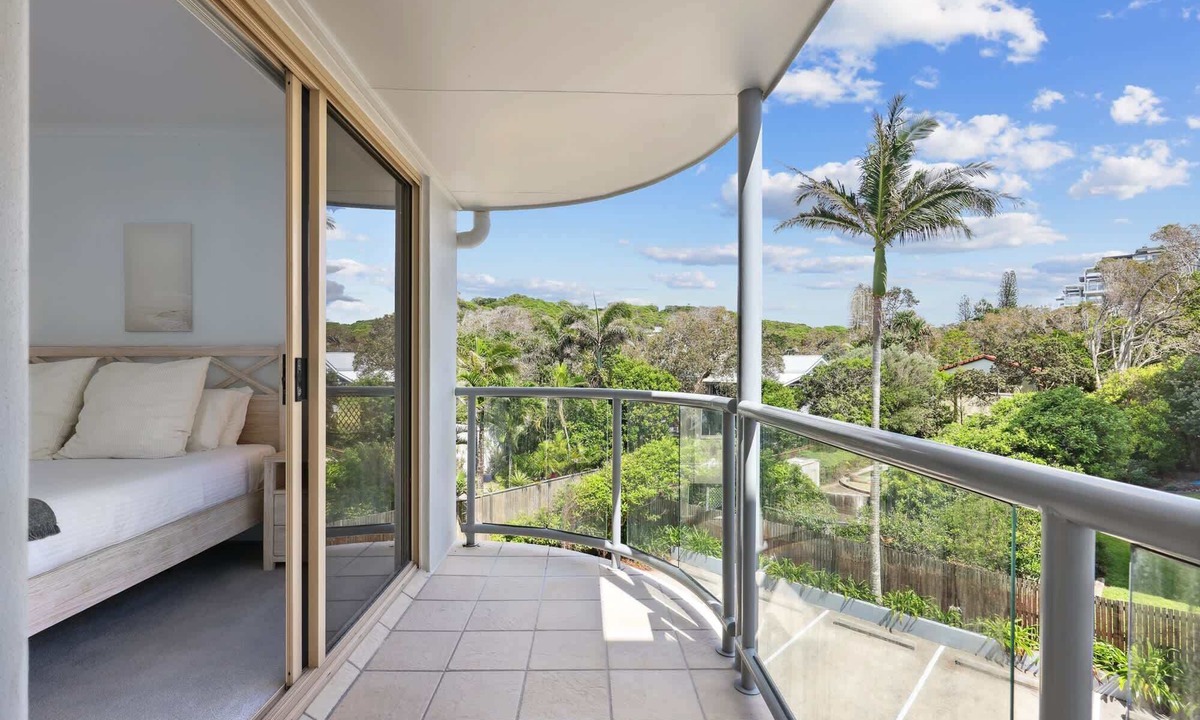 Point Arkwright Apartment | Oceanside Apartment with Views of Yaroomba Beach