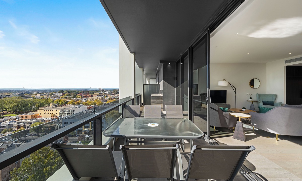 Carlton South Apartment | The Eminence Apartments by CLLIX