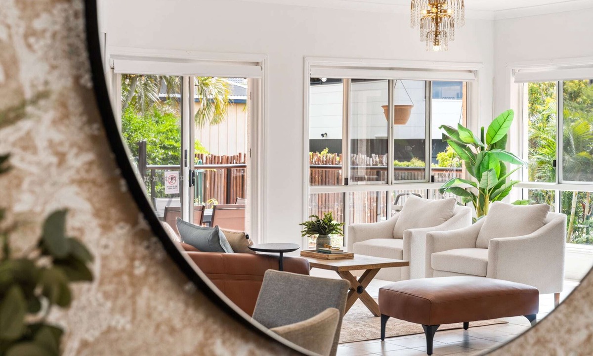 Bridgeman Downs Apartment | Peaceful Family Home: 4-Bed, Pool, Alfresco Dining