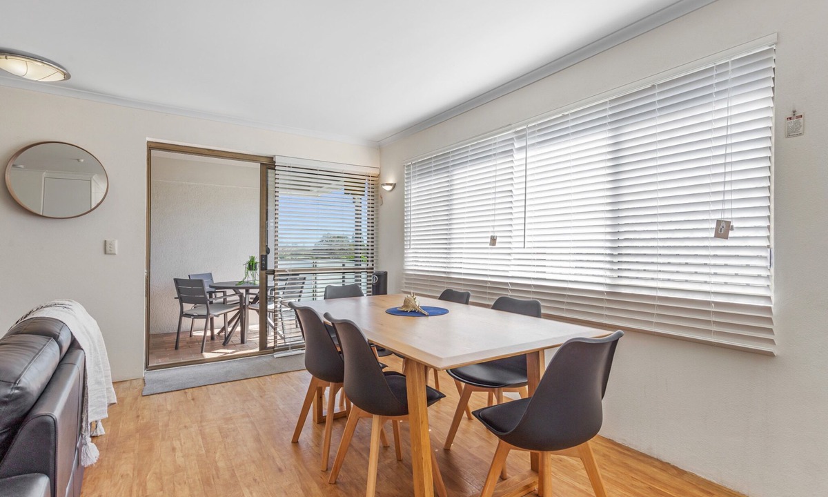 Maroochydore Apartment | Cosy 2-Bedroom Seaside Unit Steps from Beach