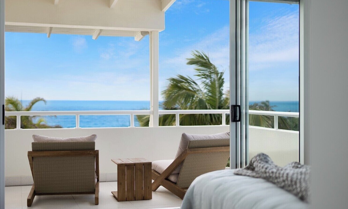 Sunrise Beach Apartment | Chic Beachside Abode, Sunrise Beach