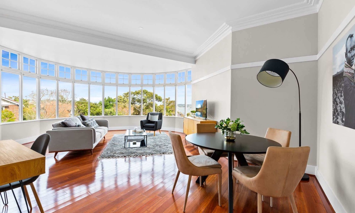 Cremorne Apartment | Huge Harbour View Apartment In Historic Home