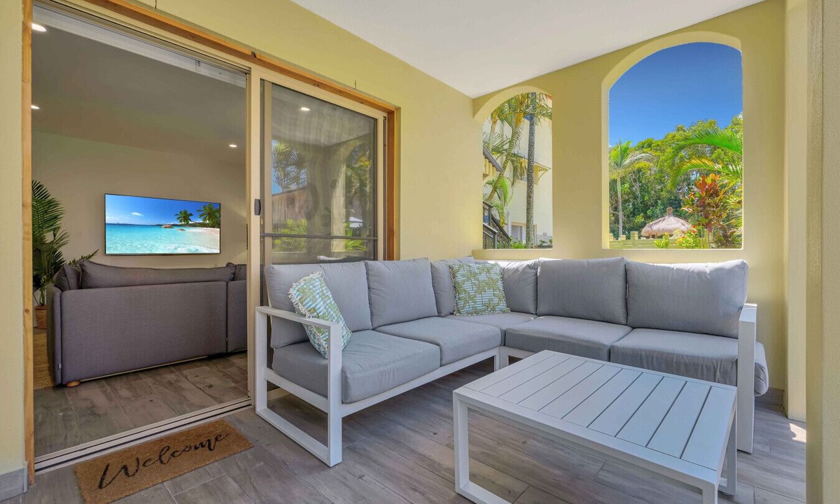 Mount Coolum Apartment | Makai Hawaiian for direction towards the ocean