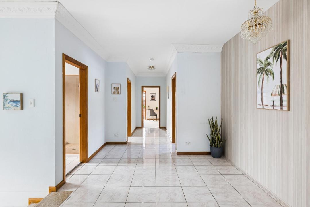 Carlton House | Double Room with shared bathroom - Close to Carlton Stn