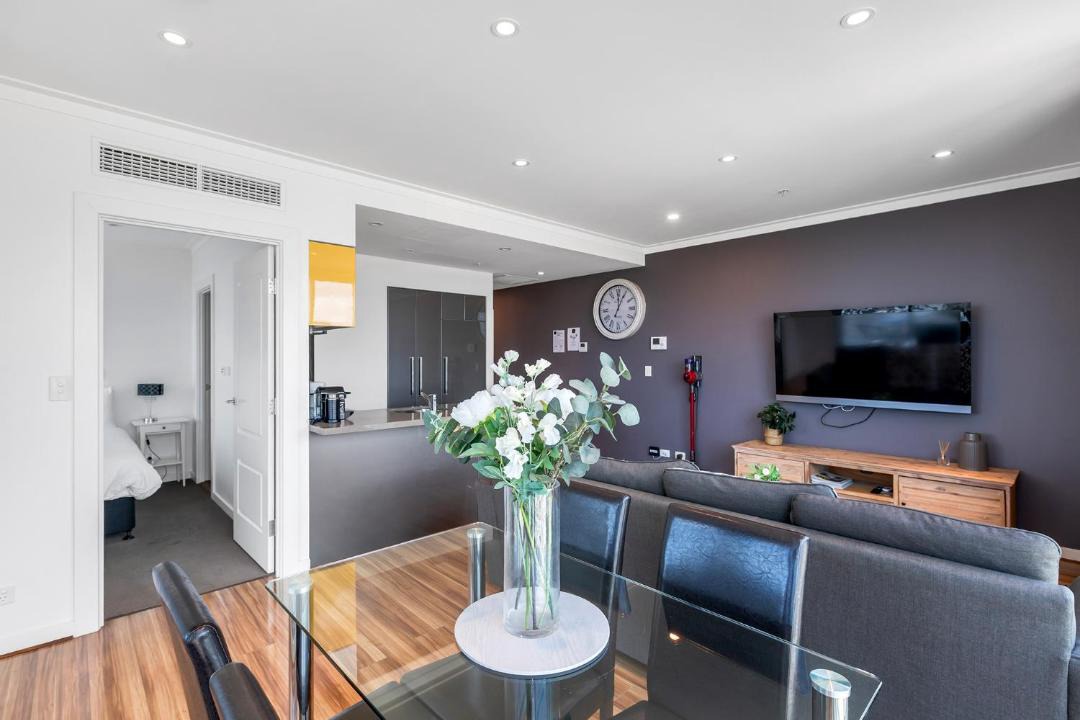 Adelaide Central Business District Apartment | Adelaide Central Skyline Panoramic Suite Three