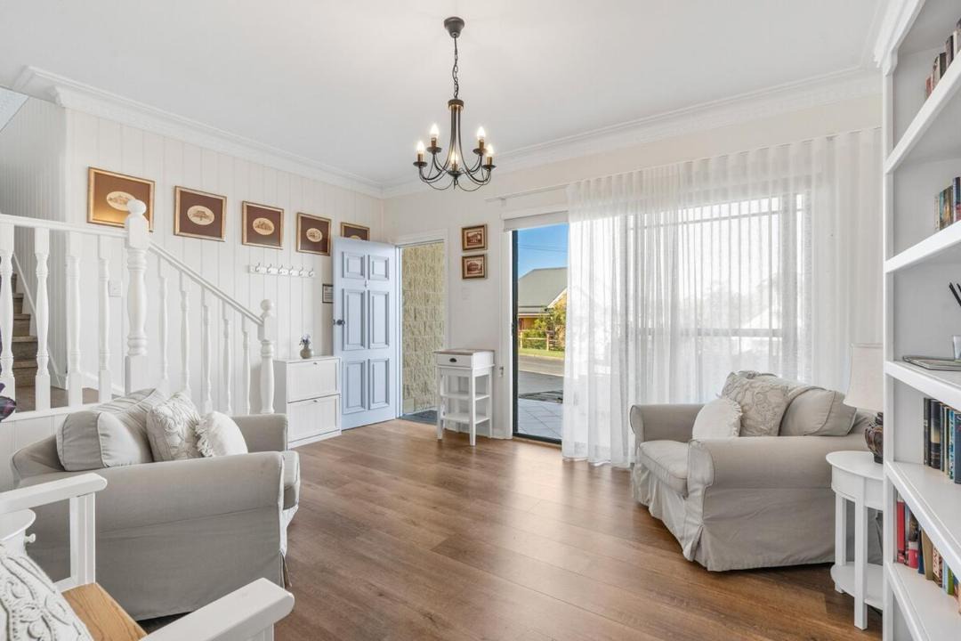 Milton House | Mountain Views- SO close to restaurants & shopping, pet friendly