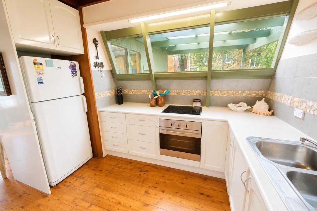 Burrill Lake House | Cottage on the Lake - peaceful Burrill Lake escape