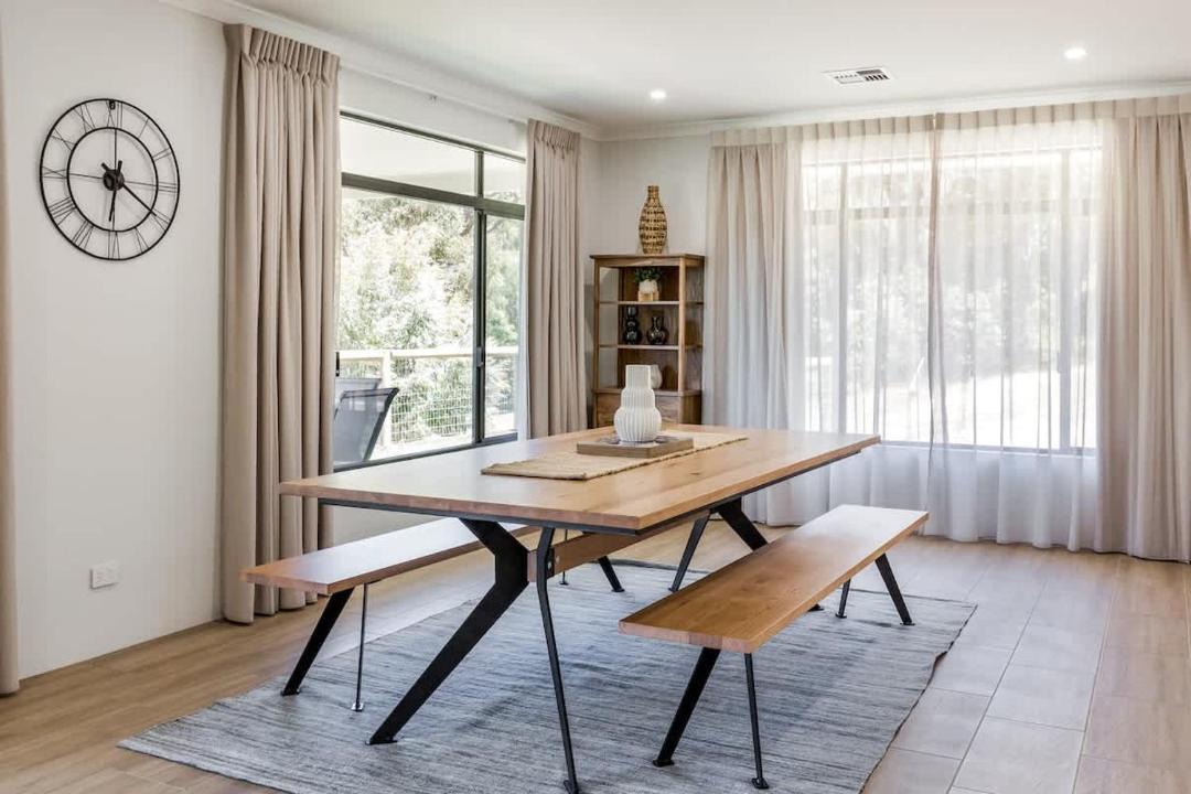 Yallingup Siding House | Wildgreen Villa - Lakeside Hideaway in Winery Estate