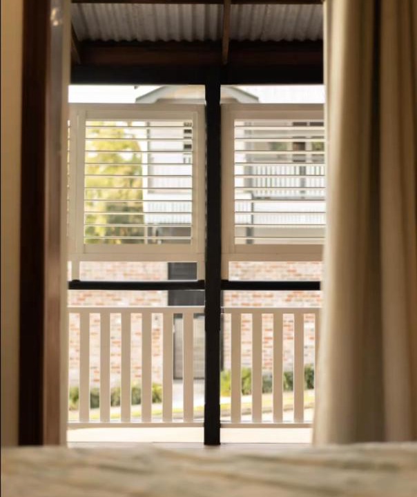 Annerley House | House of Fairy Wren -Charming Queenslander Cottage mins drive to Brisbane CBD and Gabba Stadium! - Holiday Home