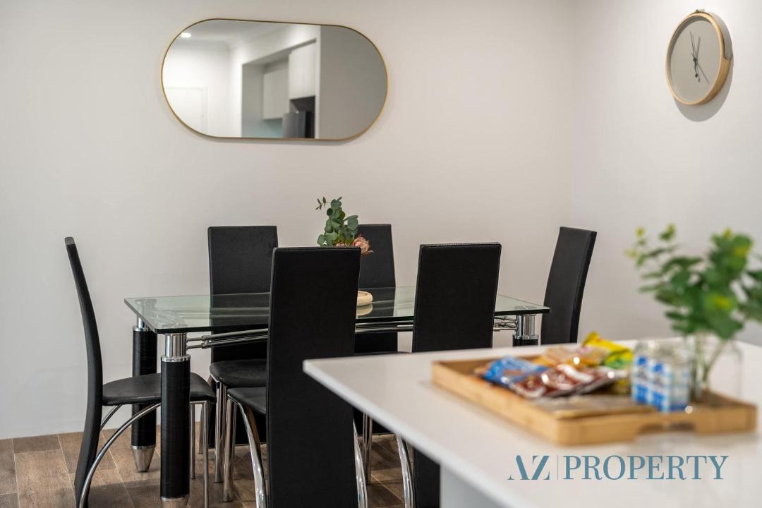 Piara Waters House | Hosted Modern Comfort in Piara Waters Perfect for Fam
