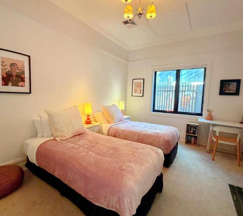 Crows Nest Villa | Crows Nest LemonTree 3 Bedroom Home Nr Metro FreeP