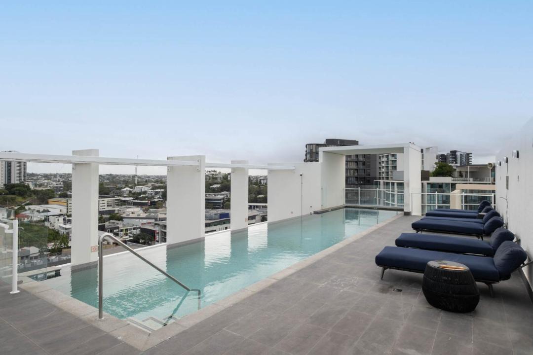 Fortitude Valley Apartment | The Valley Nest - FREE PARKING - INFINITY POOL
