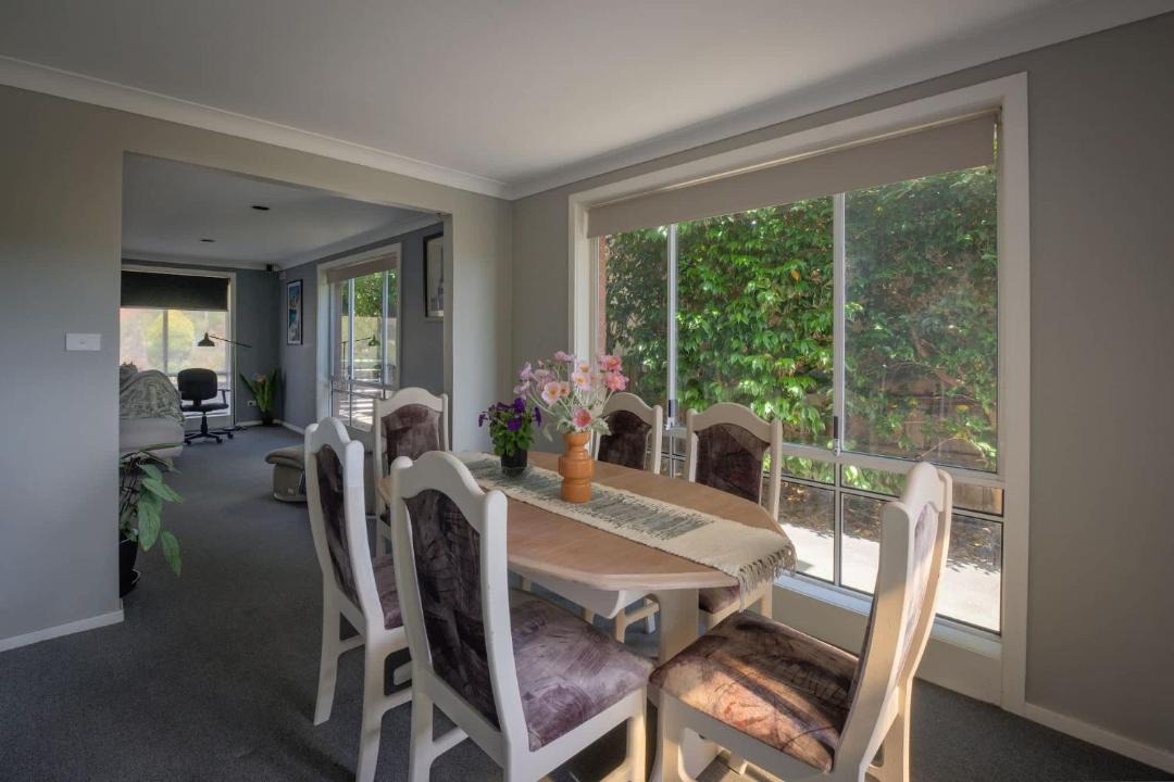 Riverside House | Spacious 4BR Family Home - BBQ Fast WiFi 6min to Launceston CBD