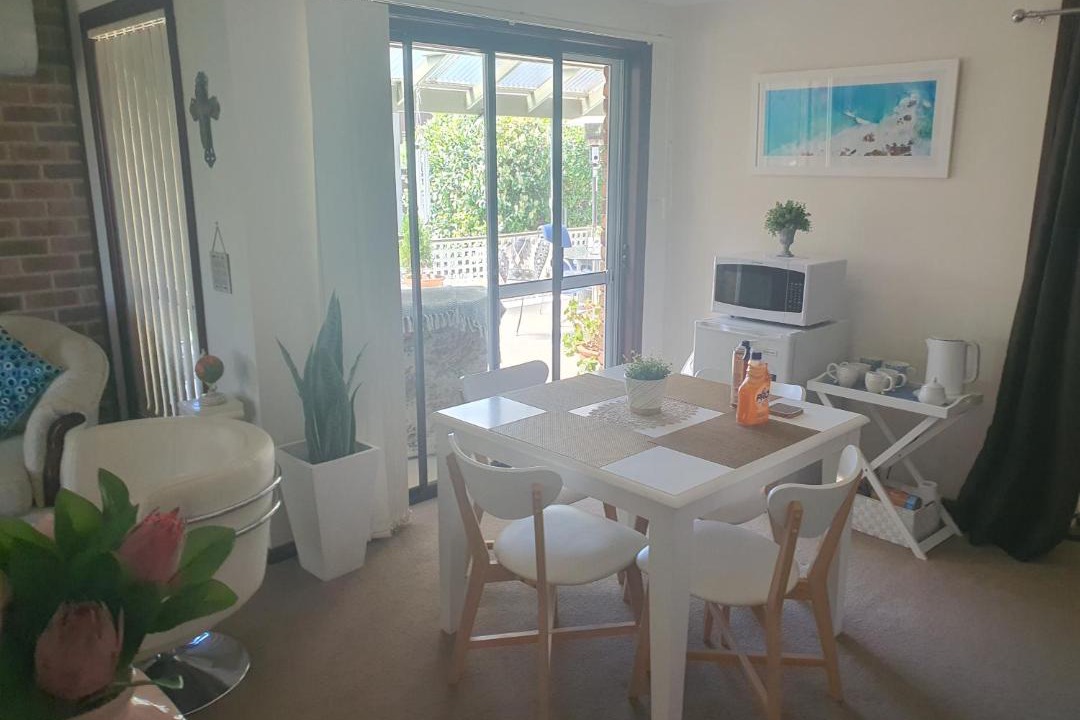 Wallerawang House | The Junction Estate COOL CALM COZY A Home N Host Property