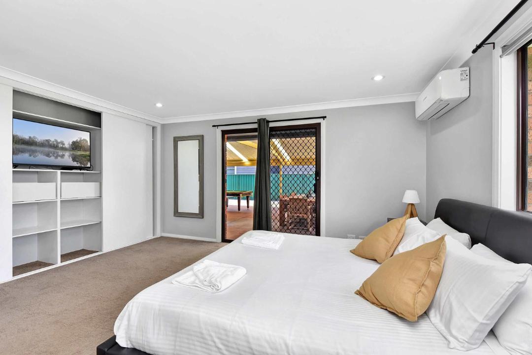 Duckenfield House | Duckenfield Haven