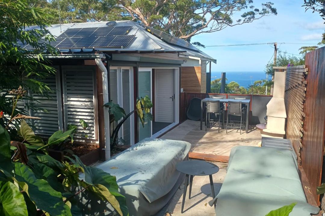 Stanwell Tops Apartment | Romanic Garden View Apartment with ocean views at Stanwell Tops