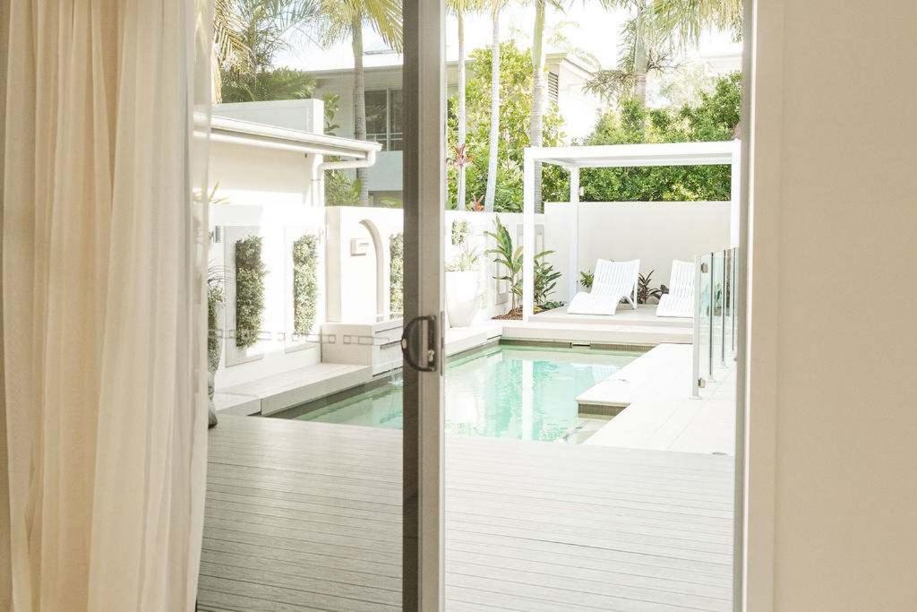 Yaroomba House | Whitehaven - 100m to Beach, Private Pool