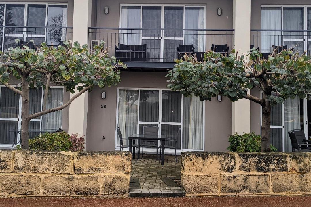 Halls Head Apartment | C Mandurah Apartment Resort