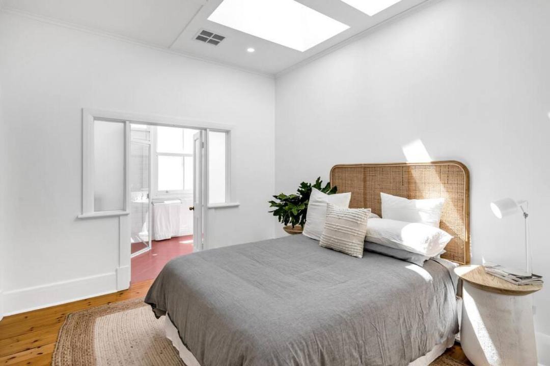 Glenelg South House | THE OSLO on Broadway - Two Poolside Villas