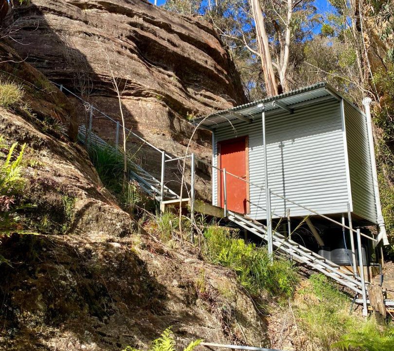 Dargan House | Hatter's Hideout Cave and Lodge