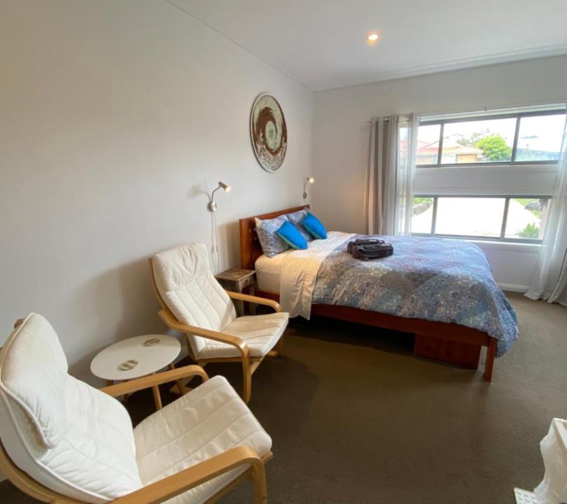 Dolphin Point Bed & Breakfast | Serenity Lodge for Couples