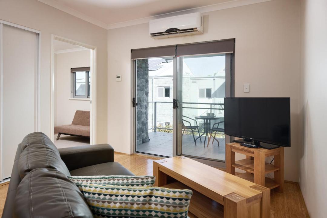 Redcliffe Apartment | Airport Apartments by Vetroblu