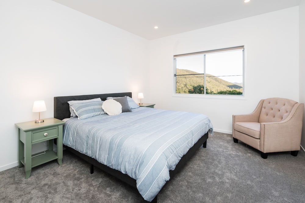 Photo of Bedroom in Somerset Dam