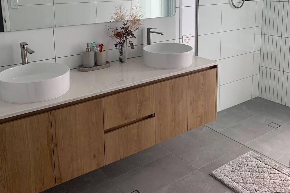 Photo of Bathroom in Somerset Dam