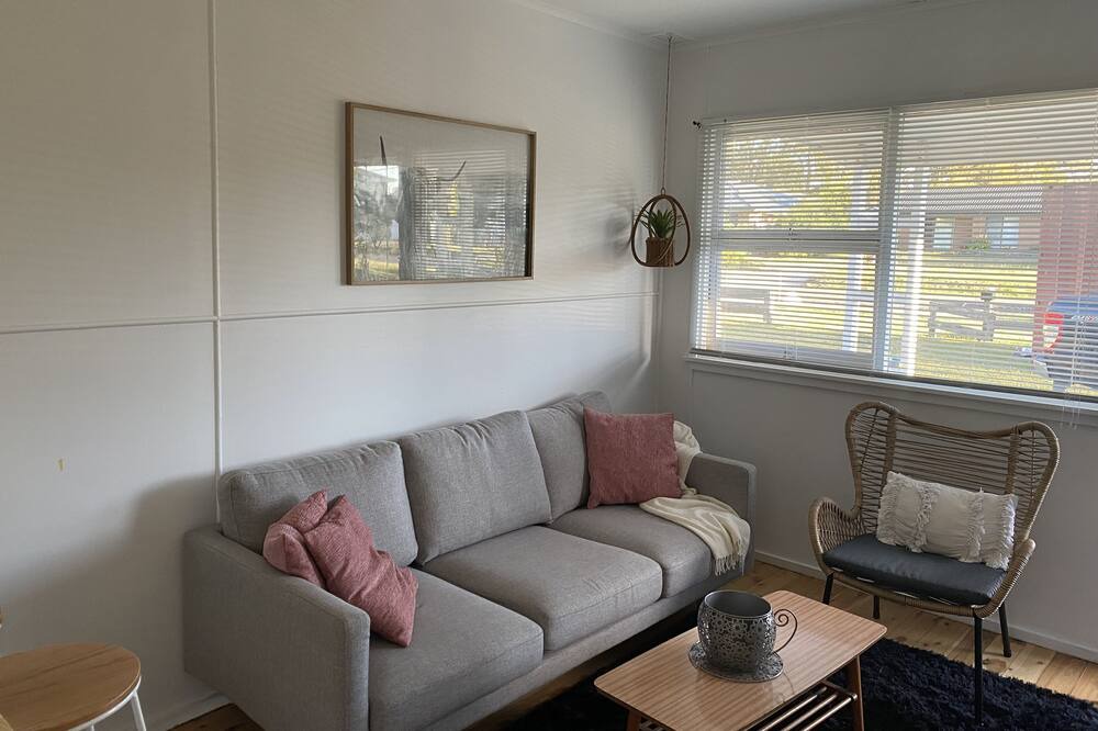 Photo of Livingroom in Erowal Bay