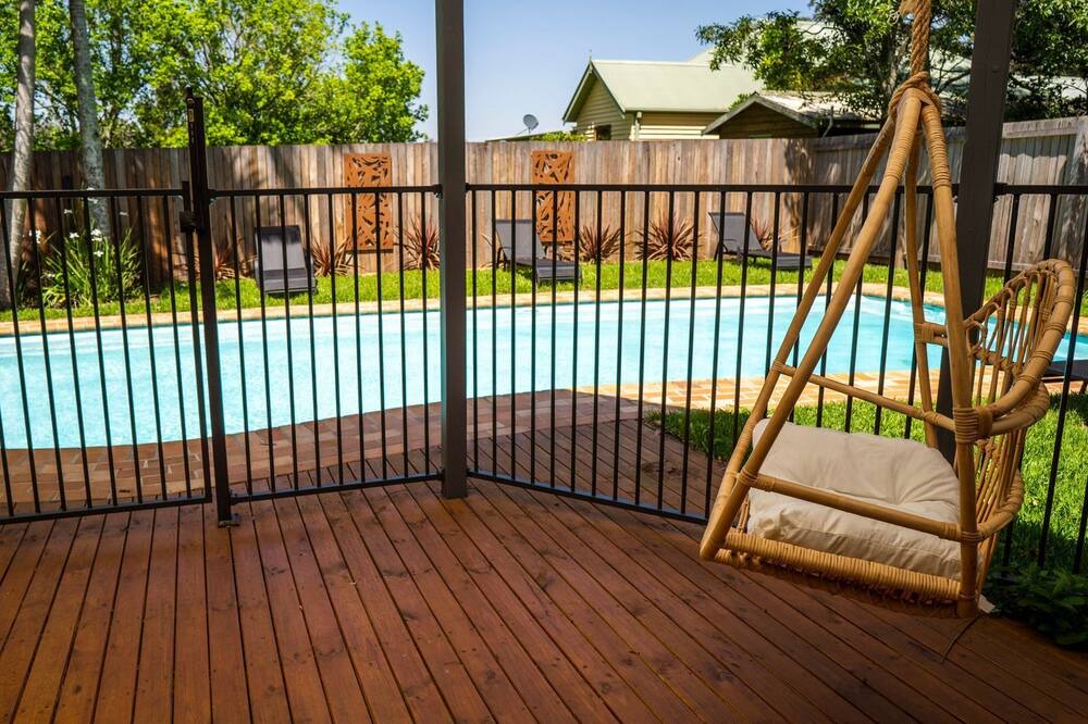 Photo of Outdoor in Berry