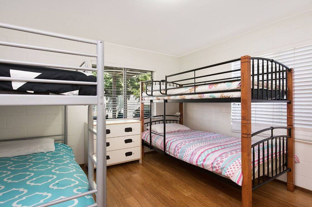 Photo of Bedroom in Moffat Beach